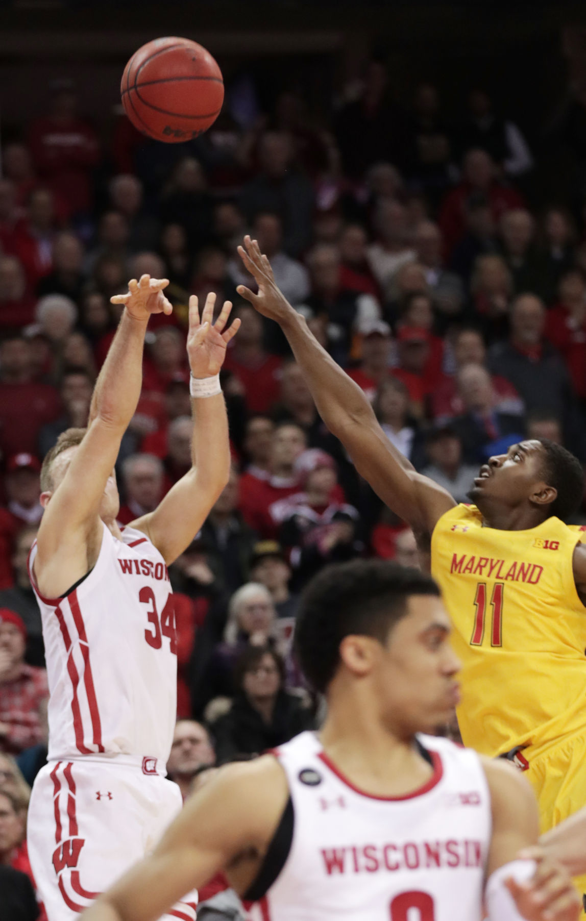 Badgers 56, Terrapins 54